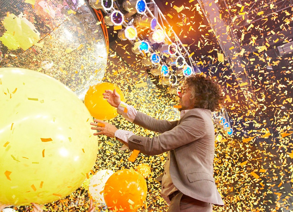 wayne_coyne_of_the_flaming_lips02_website_image_npuo_standard