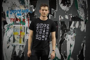 hm_t-shirts-_taylor_alone.jpg__1280x854_q85_crop_subsampling-2_upscale
